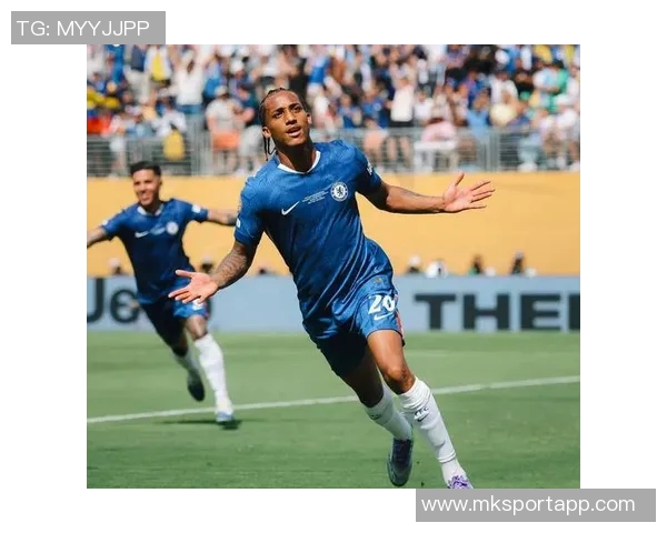 切尔西母公司签约布基纳法索16岁新星将前往斯特拉斯堡锻炼提升